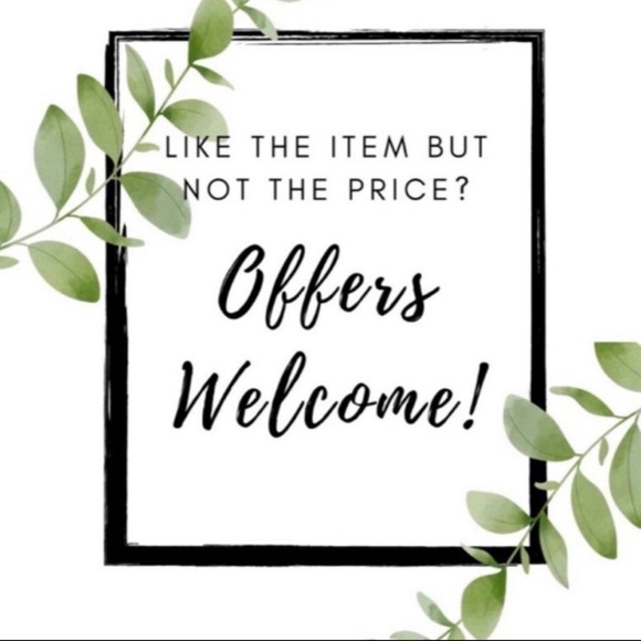 NEW Bluefin Hawaii Jewelry Rhinestone Pineapple Flip Flop Necklace - Picture 4 of 4